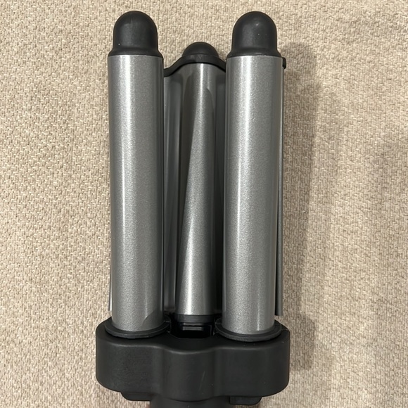 REVLON | Jumbo Waver - Picture 4 of 5